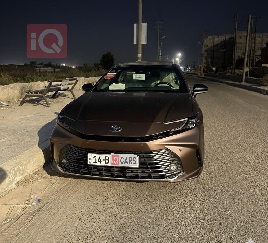 تۆیۆتا کامری